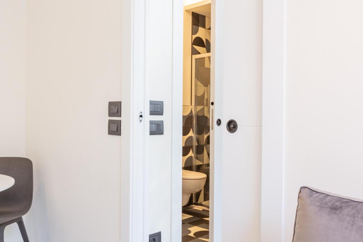 3Fo6 -Navigli-Duomo - Luxury Modern Apartment Милано Екстериор снимка
